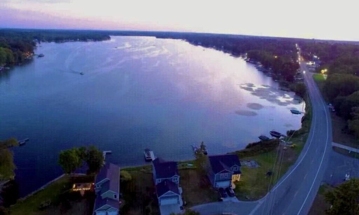 Lake Odessa House | Spacious 6 bedroom home on a 430 acre all sports lake.