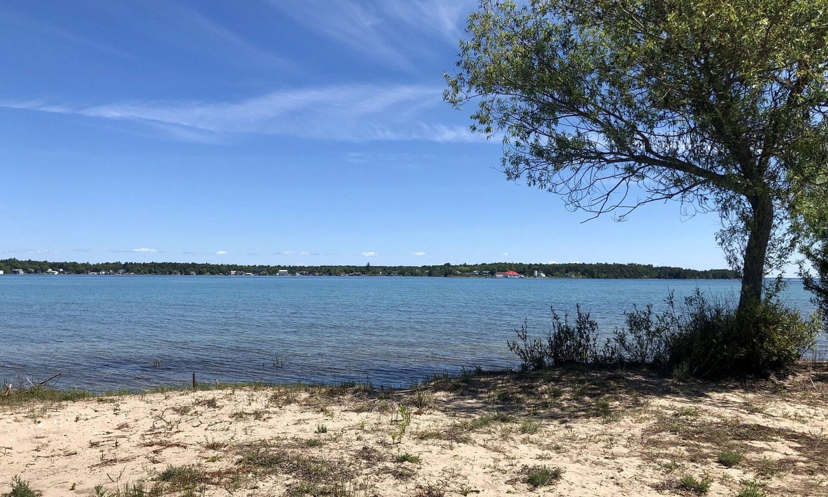Beaver Island House | Spectacular Views of Paradise Bay