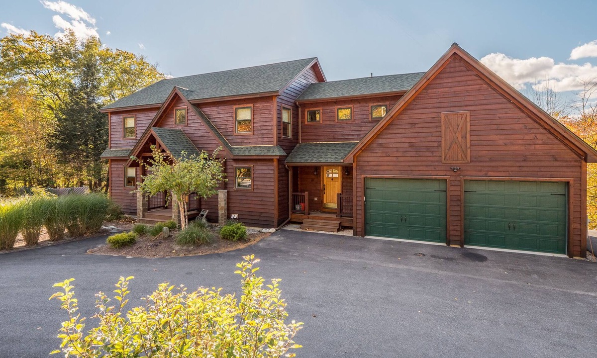 Sunday River Area Ski Chalet | Spring & Summer Specials