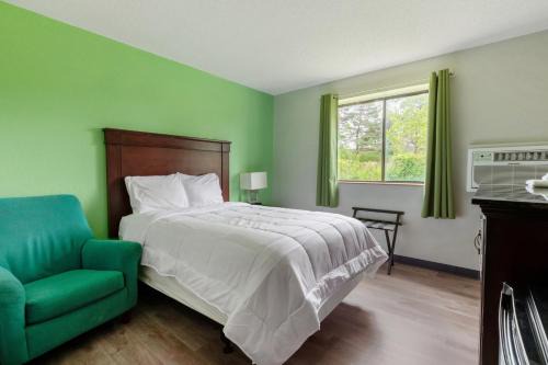 Lansing Apartment | Studio in Lansing