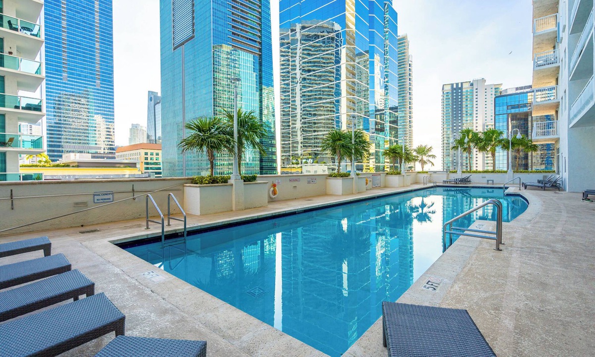 Brickell Condo | The Club at Brickell Bay