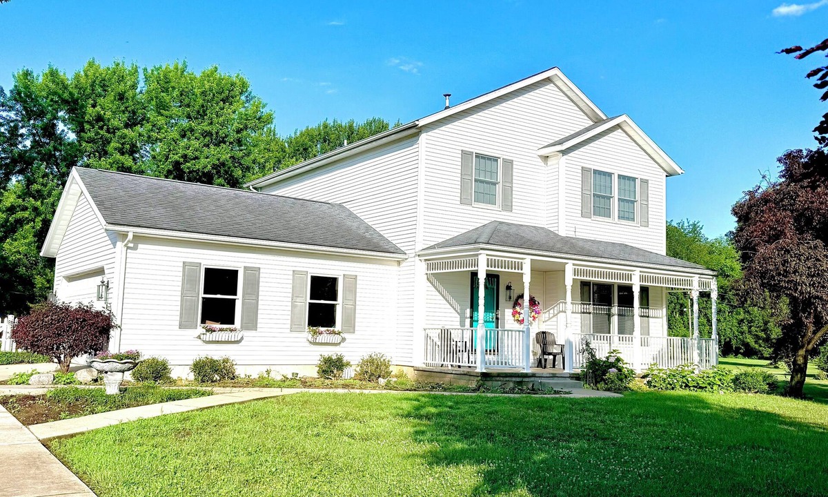 Cassopolis House | The Empty Nest-Cassopolis 3-bedroom home by Diamond Lake & 30min from Notre Dame