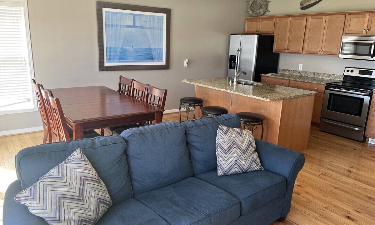 Sodus Point Condo | Three Schooners Landing - Middle Condo