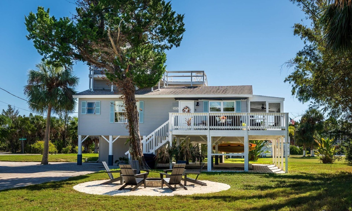 Pine Island House | Tidewater Pearl