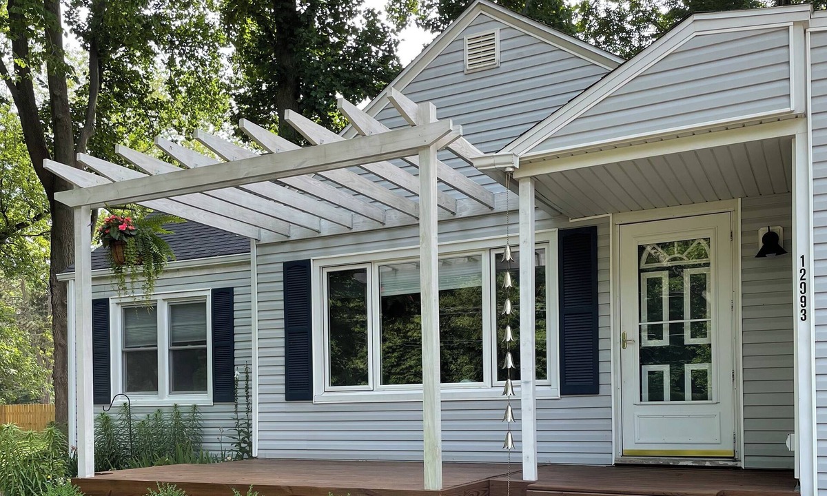 Harbert House | Charming Sawyer Retreat Near Lake Michigan – Explore Local Beaches, & Wineries!
