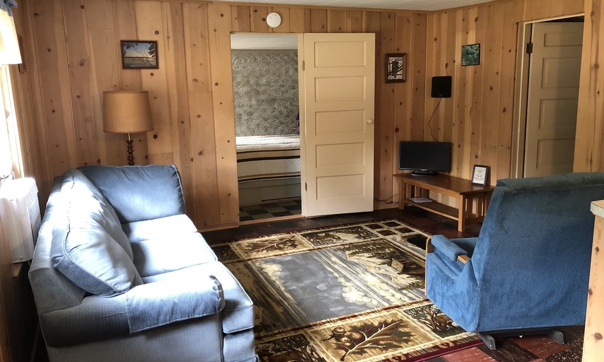 St Germain Cottage | Where eagles soar, the sun sets low and the deer are friendly.