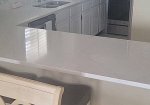 Oceanfront Corner 3BR Stately Decor Roomy Stunning Views Family Friendly