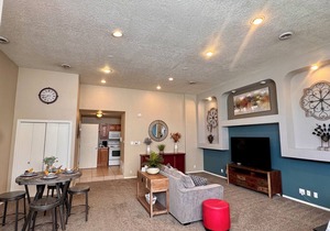 Prickly Pear Suite, Near Old Town