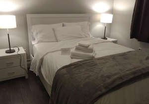 Quiet 2 Bed 2 Bath close to Westview Hospital in Stony Plain