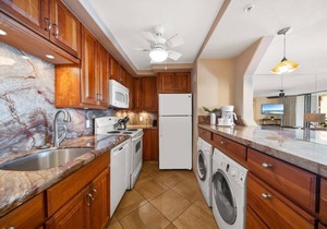 Remodeled OceanFront Condo w Wonderful Ocean Views-Valley Isle 401