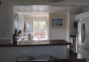 Short walk to Ocean beaches, excellent restaurants and entertainment