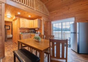 Spacious Couples Log Cabin White Mountains in Bethlehem