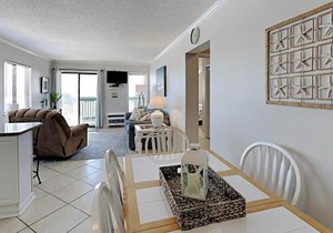 Spacious Oceanfront Condo with Direct Beach Access in Myrtle Beach