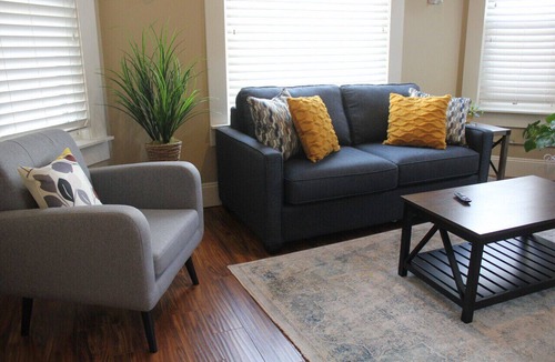 Vine Apartment | 131 Cedar 3 · Charming 2BR Luxury Apartment in Downtown Kalamazoo
