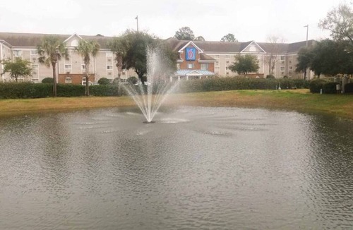 Myrtle Beach Apartment | 2 Full Beds | Smoking, Kitchen