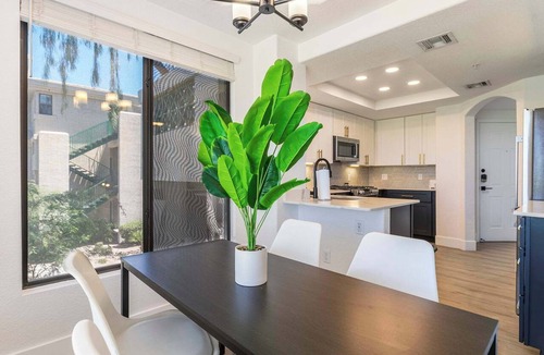 Desert Paradise Estates Apartment | 2BR CozySuites at Kierland Commons with pool #07