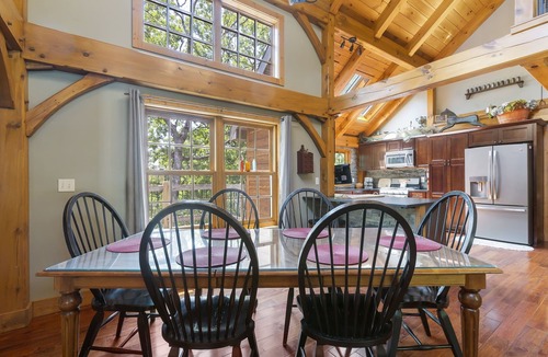 Blue Eye Cabin | 3,000 sq ft Post & Beam Home Escape with Hot Tub, Game Room, Salt Pool & Car Charger