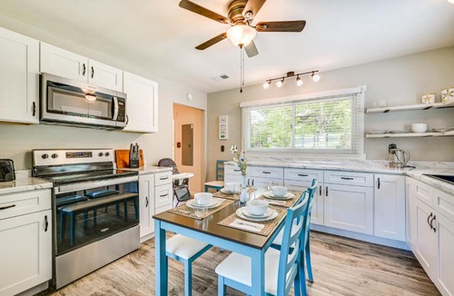 Somerset House | 3 Mi to Burnside Marina: Lake Cumberland Getaway