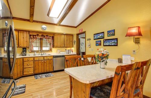 Lookout Valley Neighborhood Association House | 3 Mi to Ruby Falls: 'The Downer House' w/Yard
