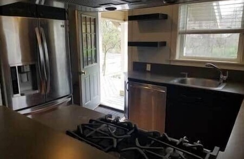 Royal Oak House | <3 of Royal Oak - Entire 2BR House!