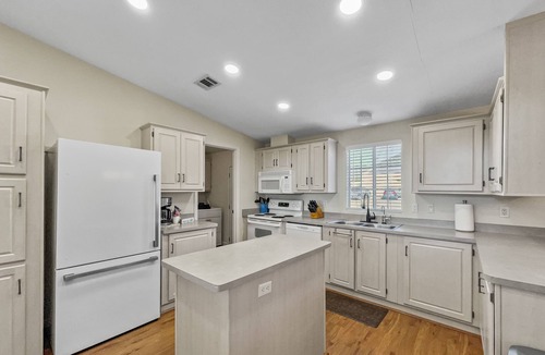Apache Junction House | 3BR w Superstition views, near hiking trails