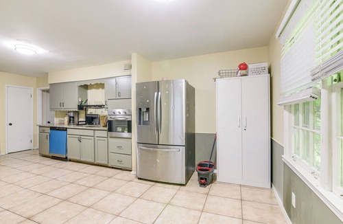 Ellendale House | 4 BD Family Home w/Yard & BBQ! in Memphis