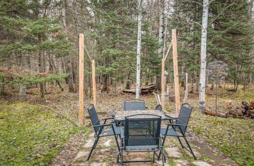 Wakefield House | 40-Acre, Off-Grid Wakefield Retreat w/Gas Grill!