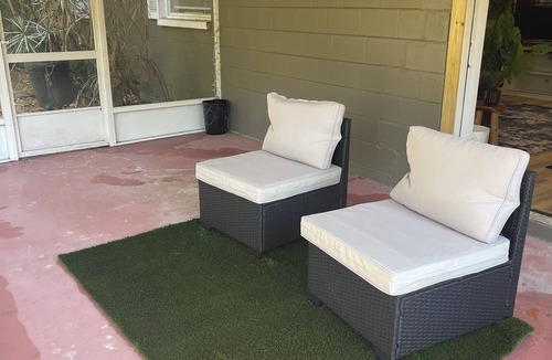 Tampa House | 5/3 Modern Home with high speed internet 5 Min to Airport,Highway,Beaches,office