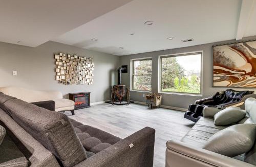 Bryant Pattengill West Apartment | 5 Mi to U of M! Bright Family Getaway w/Patio