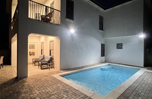 Frangista Beach House | 5* Spacious Home w/Private Pool & Beach Close to everything