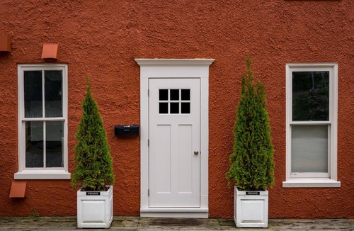 Harbor Springs Apartment | 6 Bells: Harbor Springs Lodging for the Discerning Traveler