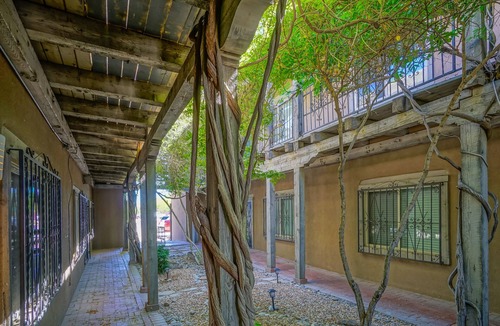 West Old Town Apartment | #7: 2bd/1.5ba, Newly Remodeled, Walk to Old Town