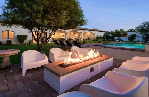 Country Club Acres House | 8BR Paradise Valley Estate - Heated Pool, Spa & Sports