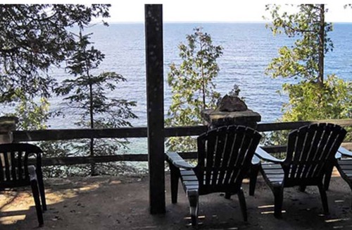 Gills Rock House | A Amazing Cliffside Home Rental