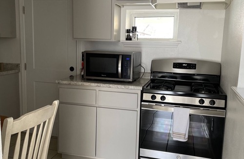 Downtown El Paso Apartment | A convenient 1 bedroom near downtown, utep, and local hospitals.