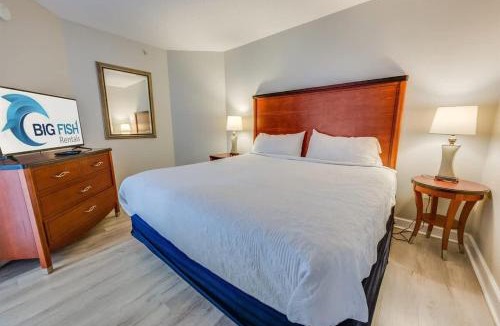 Downtown Myrtle Beach House | Amazing Oceanfront condo with pool & balcony views