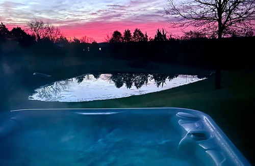 Keene House | Barndominium on the Bourbon Trail - Hot Tub and Horses! Dog and Horse friendly!