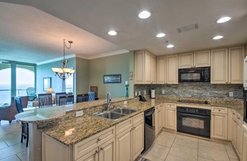 Pensacola Beach House | Beach Access! Resort Condo in Pensacola Beach