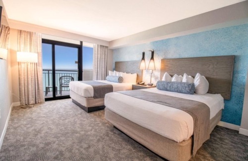Myrtle Beach Hotel | Beachside Getaway Perfect for Family Moments in Myrtle Beach l Two 3BR Units