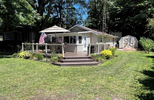 Hillsdale Cabin | Bears Den Lake Access Retreat, Family/Pet Friendly – Your Peaceful Escape
