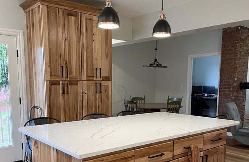 Palmyra Other | Beautifully renovated farmhouse 30 minutes from "The Big House"