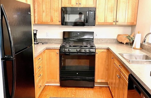 Bellaire Condo | Best Location at Cedar River Golf Course! Steps from Cart Path and Driving Range