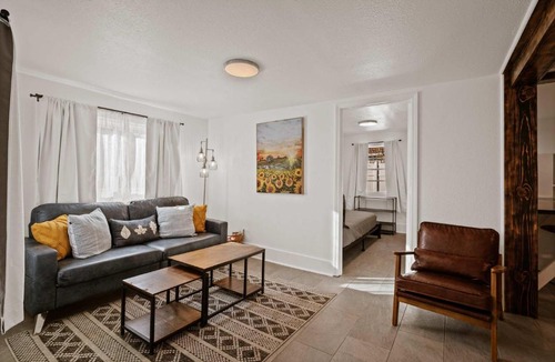 Southeast Pensacola Apartment | Blue Ox