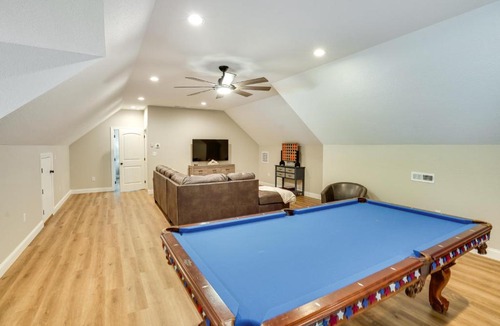 Hardin House | Boat Ramp Access: Modern Kentucky Lake Home