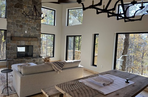 Staatsburg House | Boulder Tree House 🌲 Unique, romantic and exciting! An architectural gem.