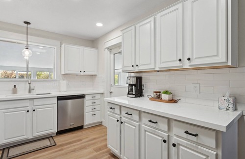 Sun City House | Bright & Modern 2BR/1BA – Sun City Escape