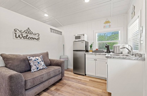 Sugarmill Woods Cabin | Cabin #2 A Joyful Place 5 Star Adult Resort minutes from scalloping & fishing