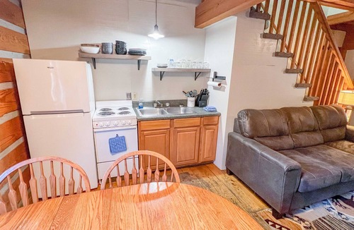 Cherokee Cabin | Cabin 4 - Riverfront w/Large Deck and more!
