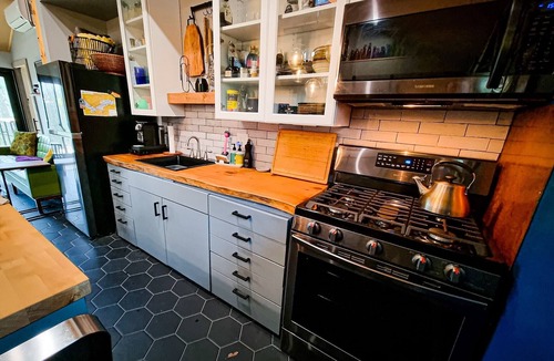 Hurley Cabin | Cabin 85: 2 Bedrooms + 2 Lofts Perfect Retreat!