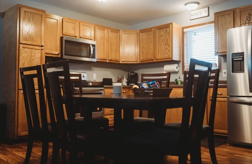 Shingleton Cottage | Cabin Near Pictured Rocks, Sleeps 8, 20 Min to Munising